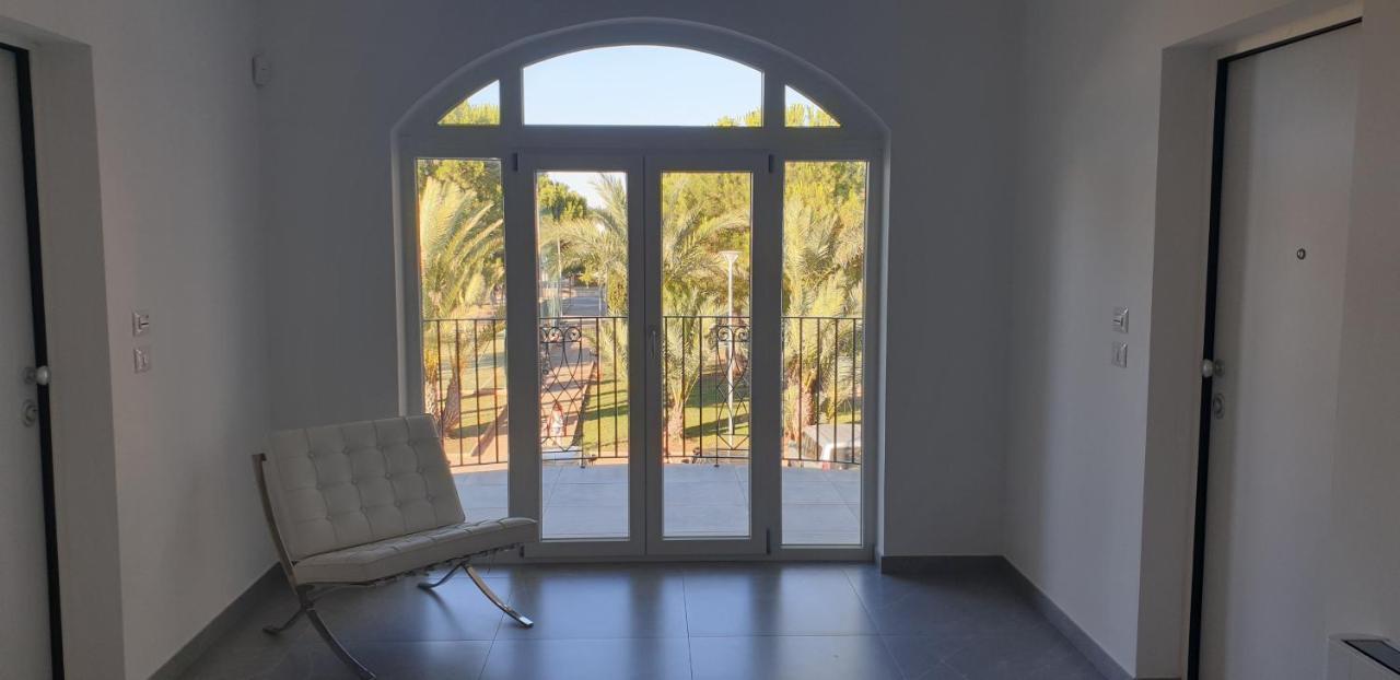La Casa Di Francesca B&B Con Parcheggio Privato ポルト・チェザーレオ エクステリア 写真