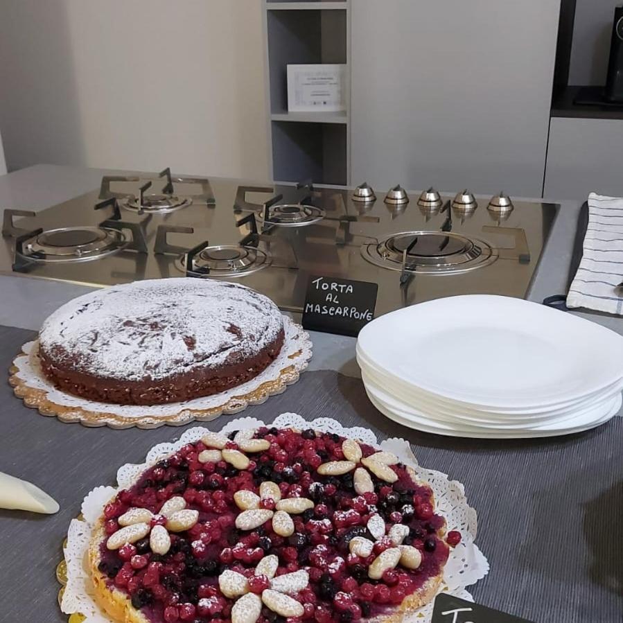 La Casa Di Francesca B&B Con Parcheggio Privato ポルト・チェザーレオ エクステリア 写真